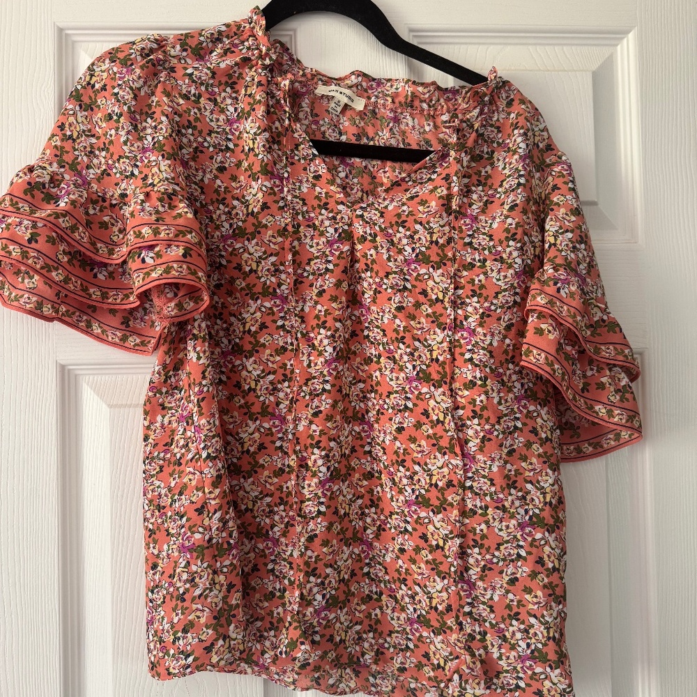 Coral floral blouse